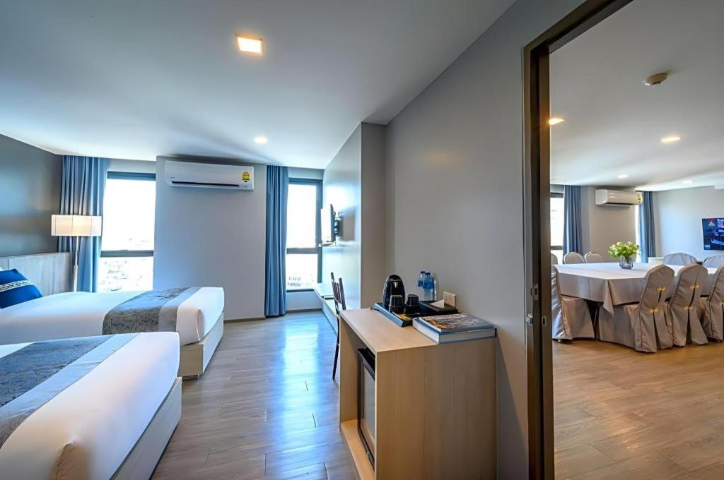 בנגקוק Iwish Hotel מראה חיצוני תמונה