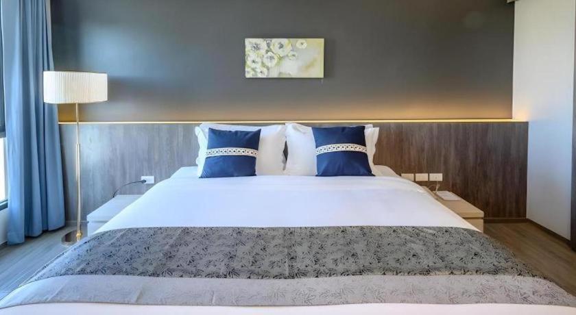 בנגקוק Iwish Hotel מראה חיצוני תמונה